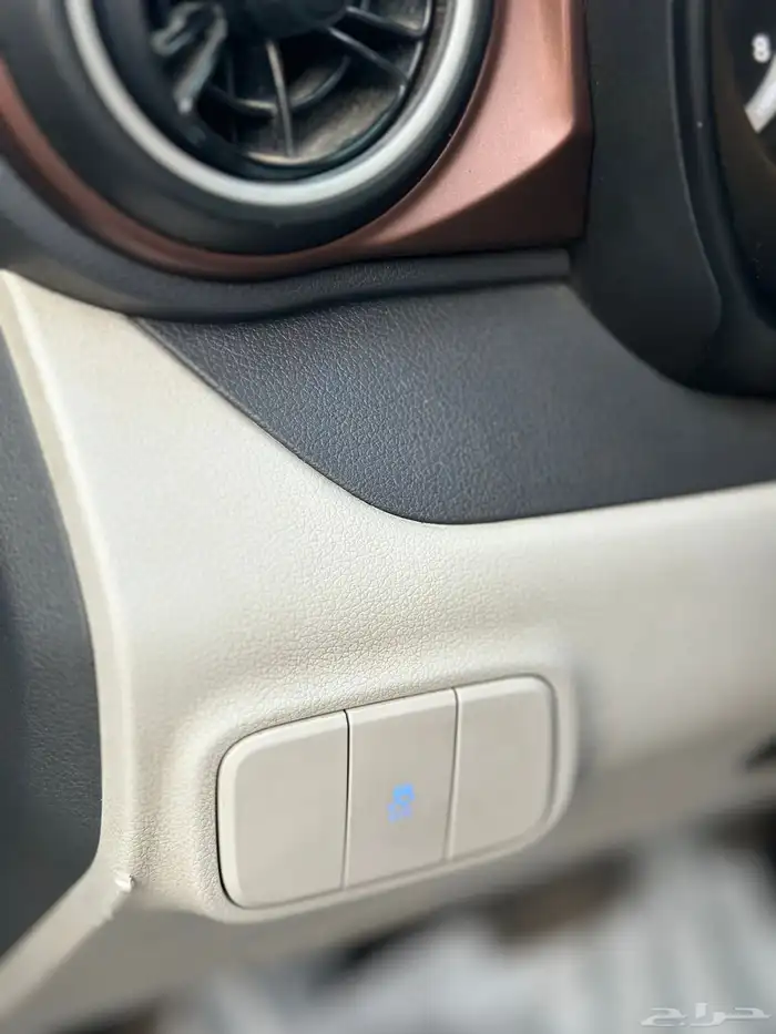 هيونداي i10 عداد 81 8