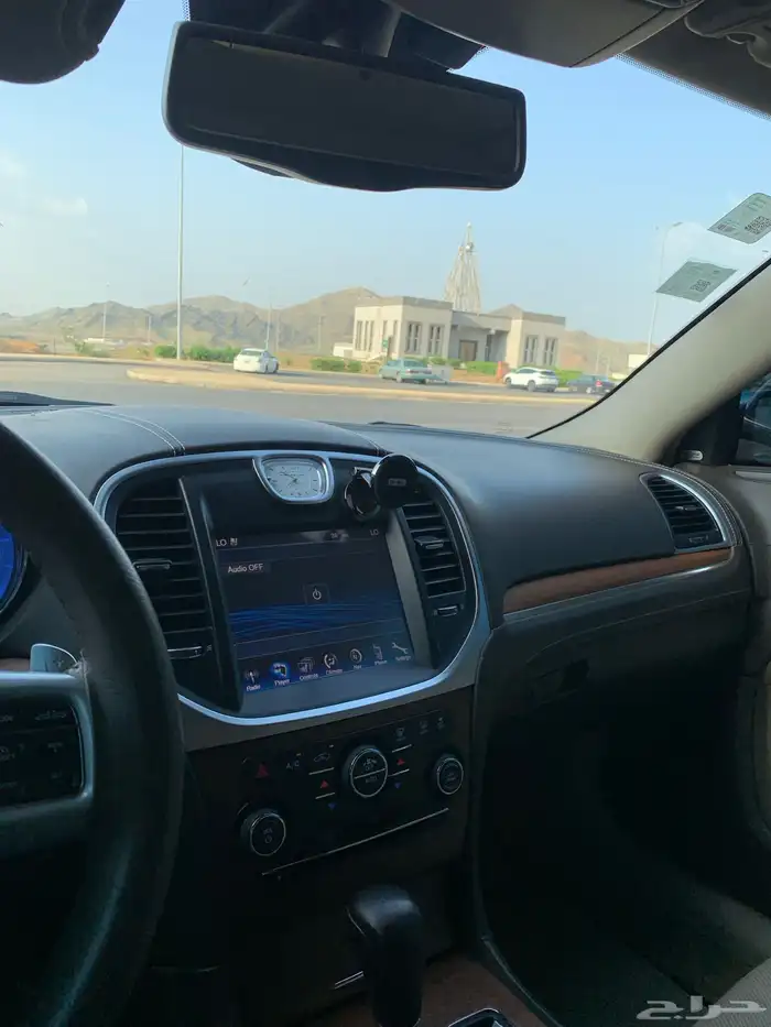 كرايسلر 2014 اعلى فئه v8 8