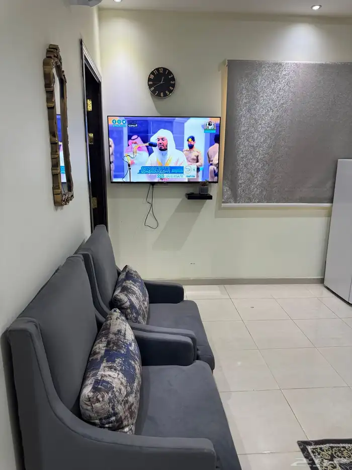 خلف الراشد مول شقق مفروشة للايجار اليومي والشهري 15