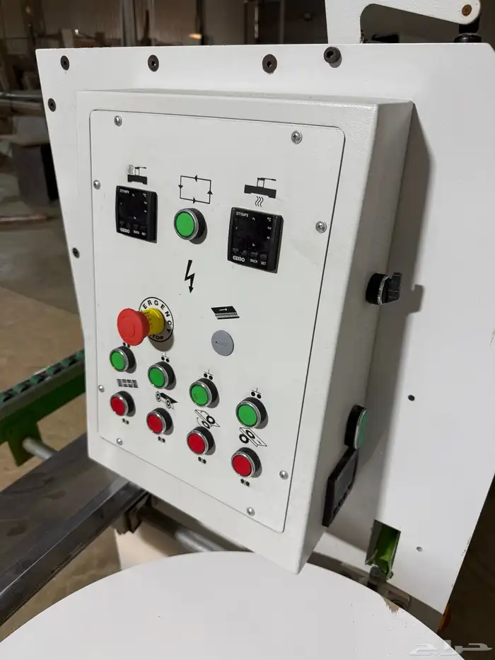 مكينة شريط لصق شريط شريط pvc لصق شريط حواف 2