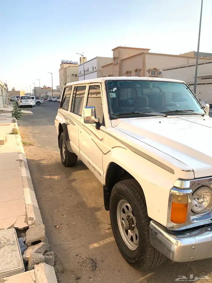 جيب باترول نيسان موديل 1991 مفحوص ومجدد استماره 2