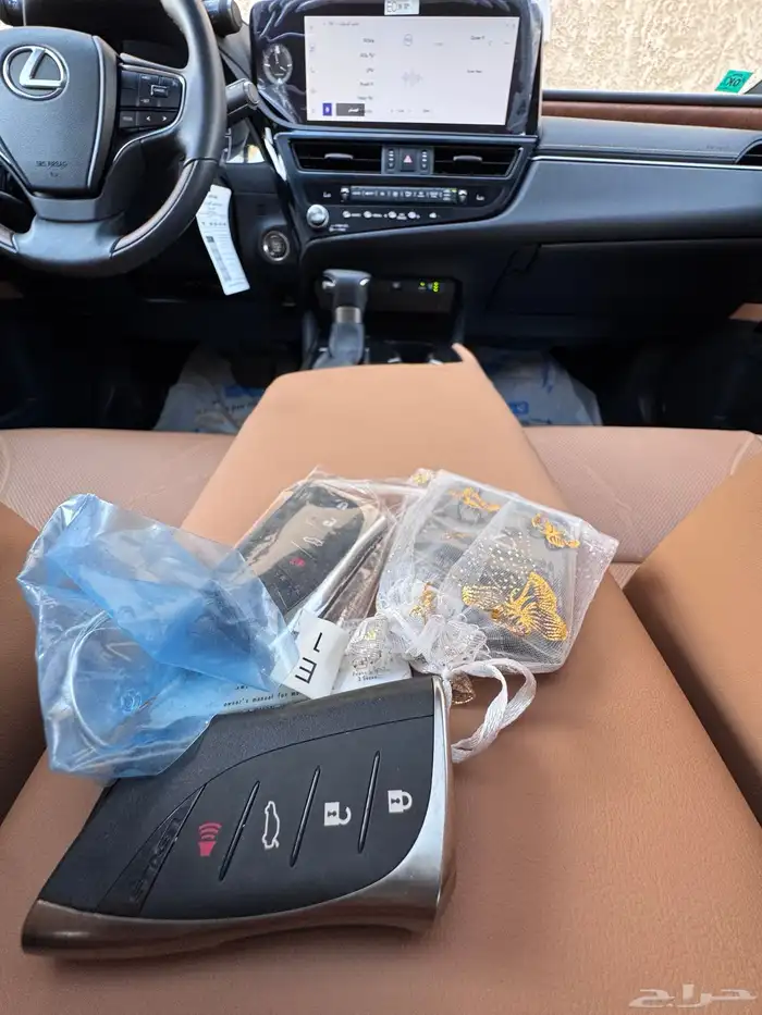 لكزس ES250 فل كامل شبه اصغار 29