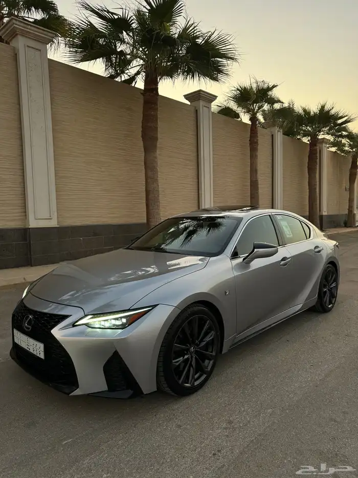 لكزس is 350 F sport ( بحالة الوكالة ) 17