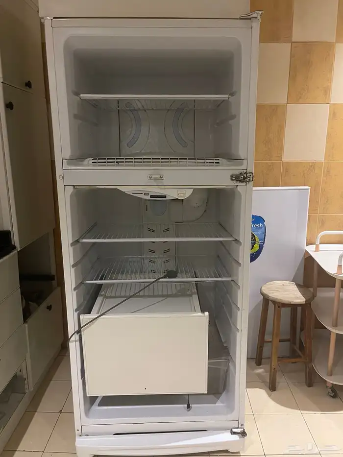 عساله و ثلاجه لبيع سكراب 3