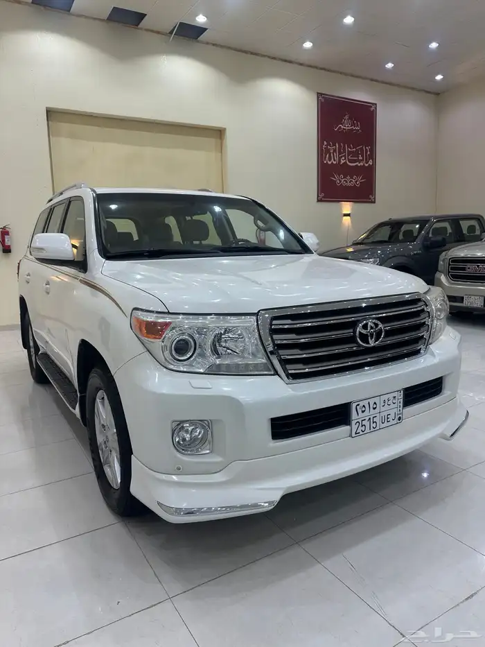 تويوتا لاند كروزر GXR بريمي 2015 ممشي 225 الف 1