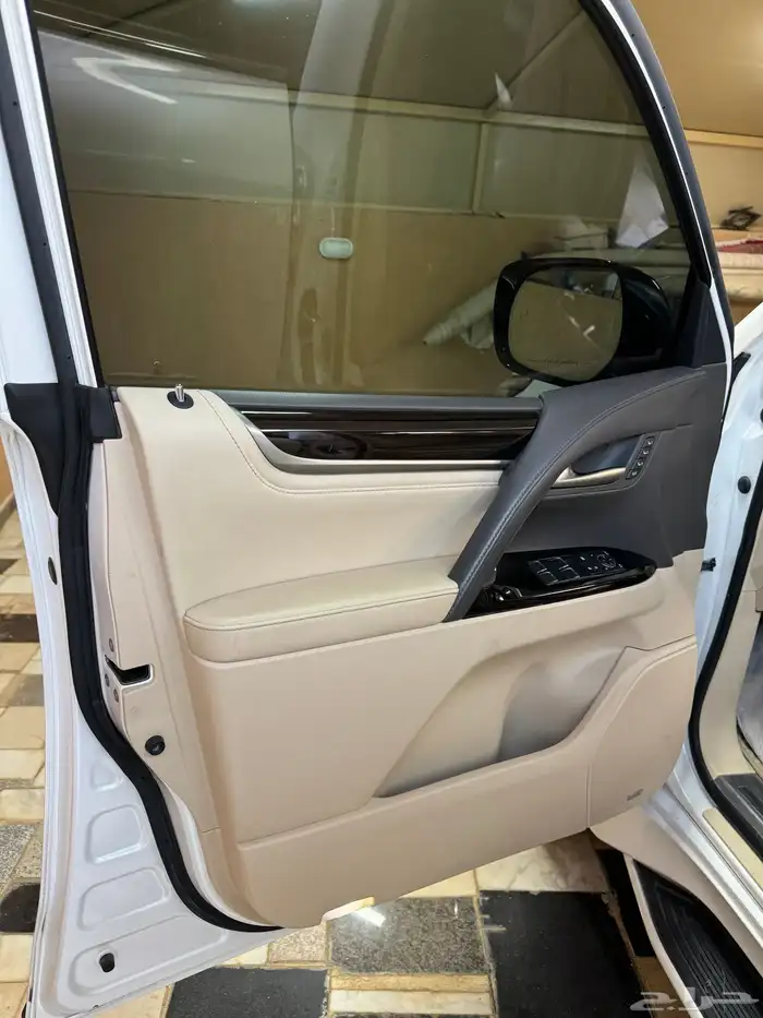 لكزس 2020 سعودي LX 20