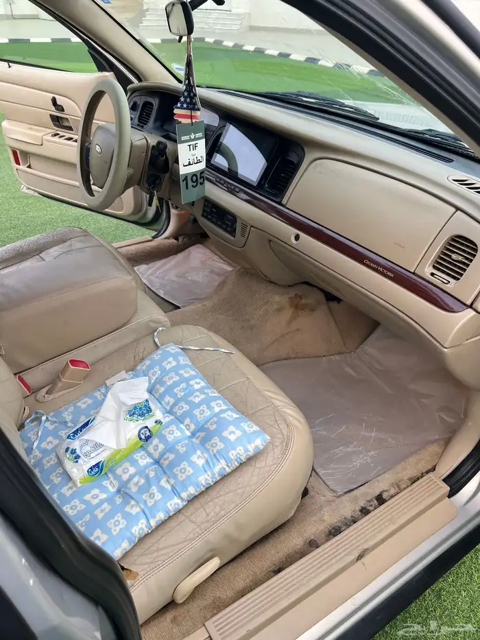 فورد كراون فكتوريا 2011 سعودي 38