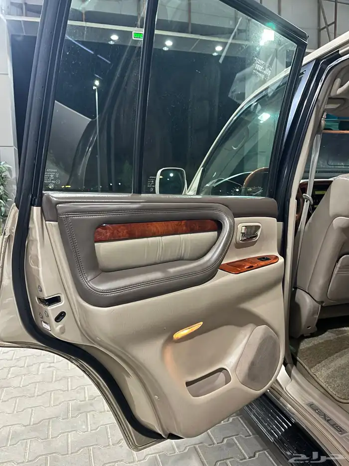 لكزس 2000 LX 470 شبه الجديد 26
