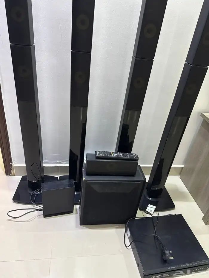 مسرح منزليLJ 0