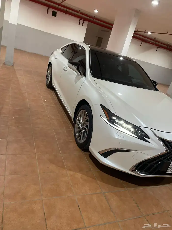 لكزس DD 2025 ES350 شبة جديد 1
