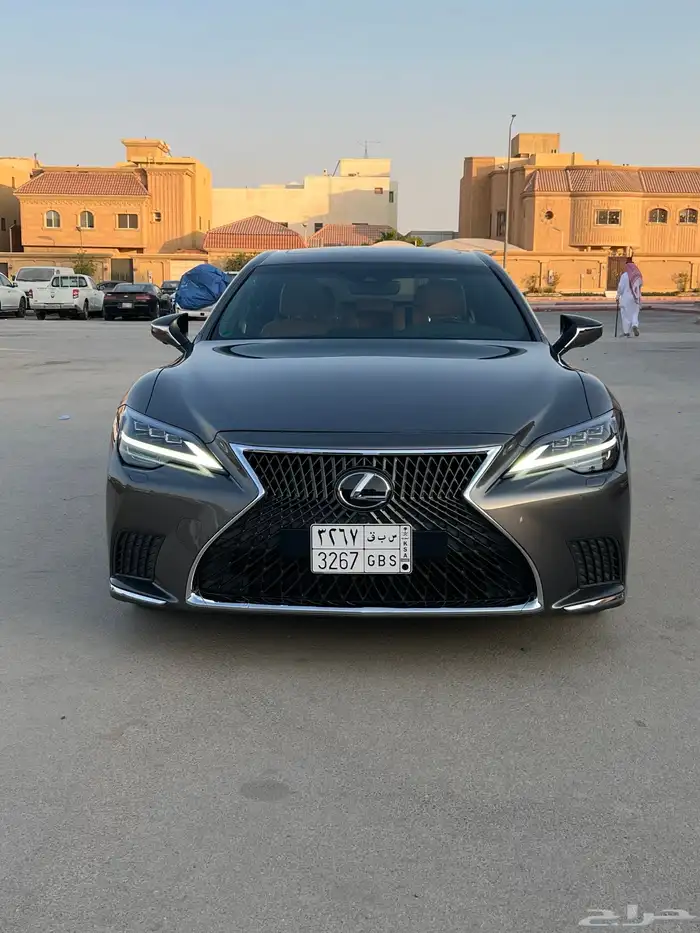 لكزس 2021 LS 350 موتر شرط وكاله قمه بنضافه 3