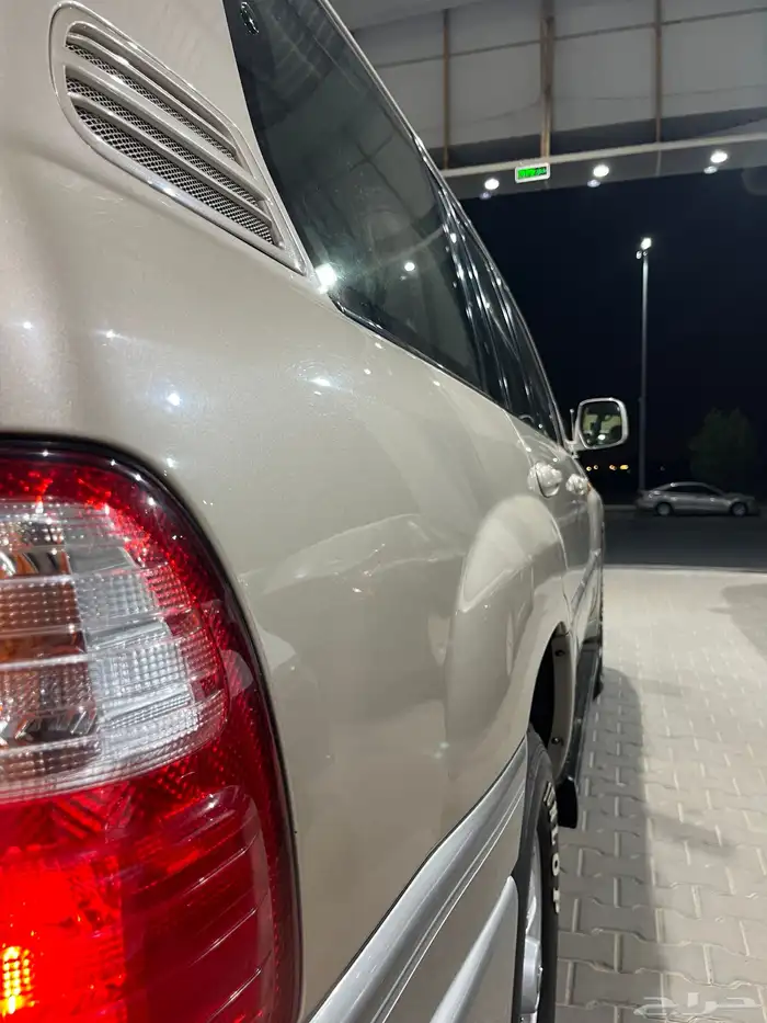 لكزس 2000 LX 470 شبه الجديد 8