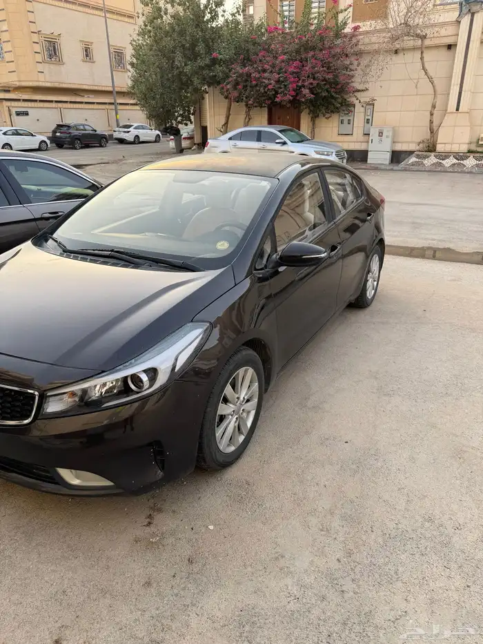 سيراتو 2018 استاندر 4