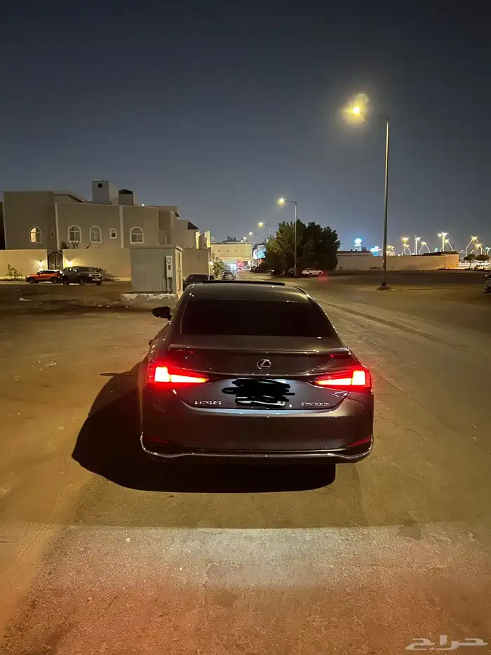لكزس 2024 ES300h عبدالطيف جميل 1