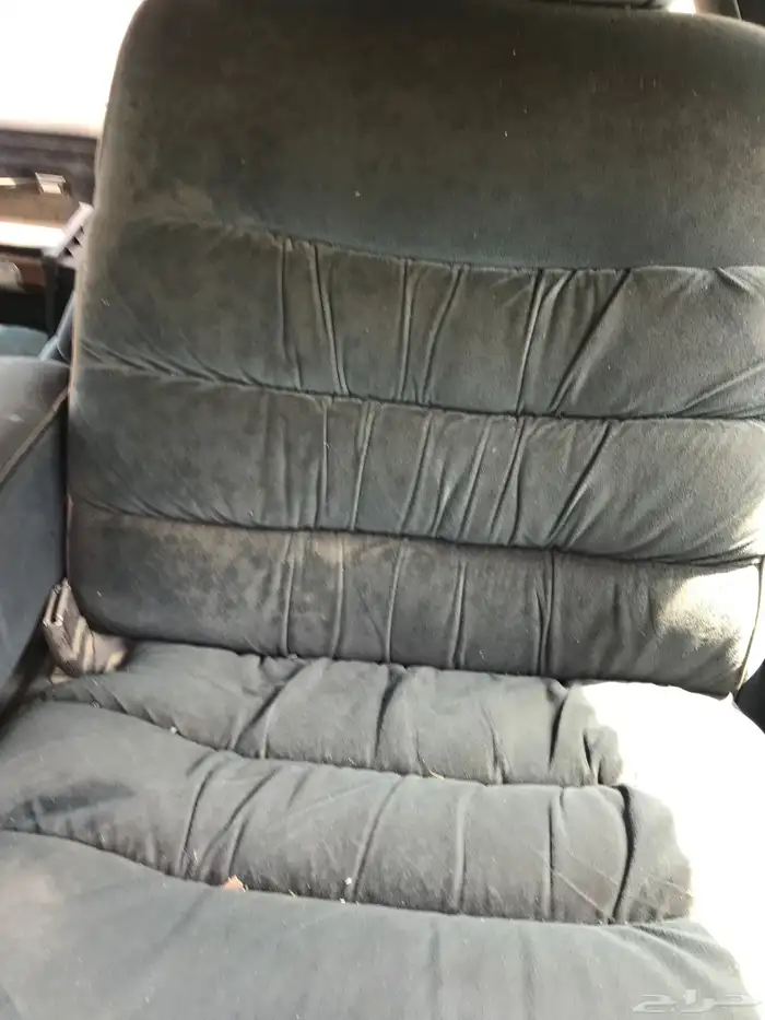 للبيع مراتب بيوك اللون كحلي وكاله شرط 3