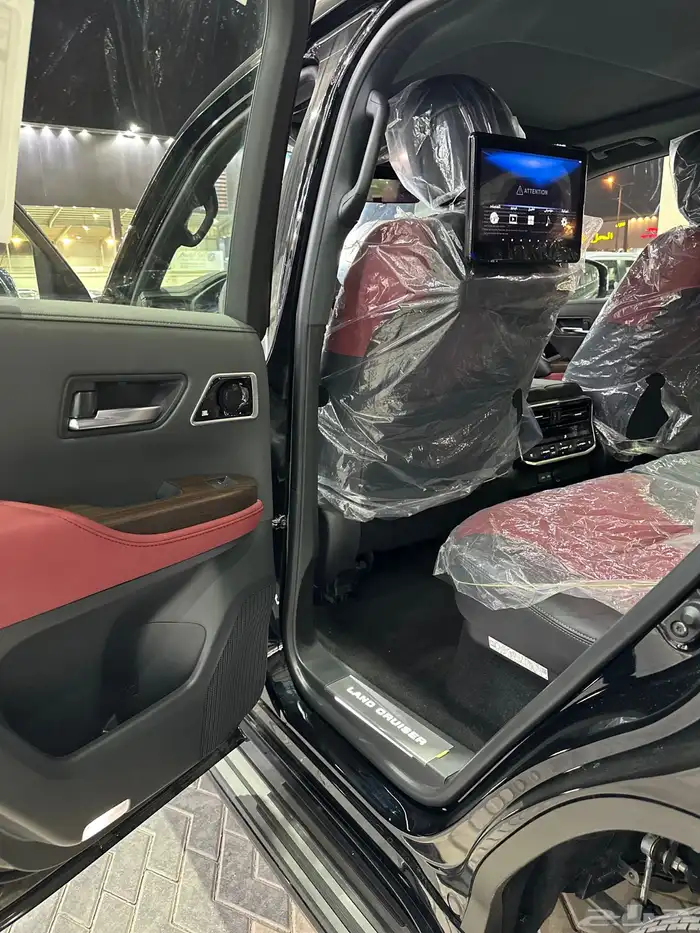 تويوتا لاندكروزر الموديل2025 فل كامل وارد الكويتVX.S 11