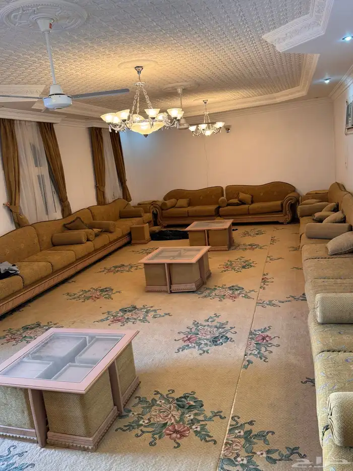 اثاث للبيع كنب مجالس رجال كبار فاخره تفصيل القثمي 0