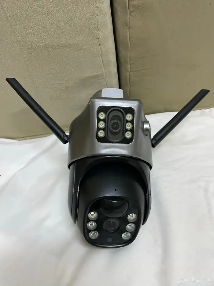 كاميرا مراقبة بالطاقة الشمسية 3