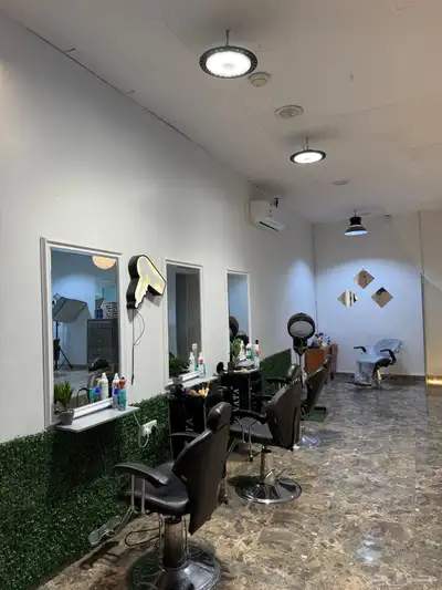 مشغل نسائي للتقبيل index