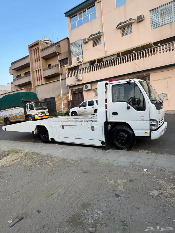 سطحة ازيزو موديل 2006 0