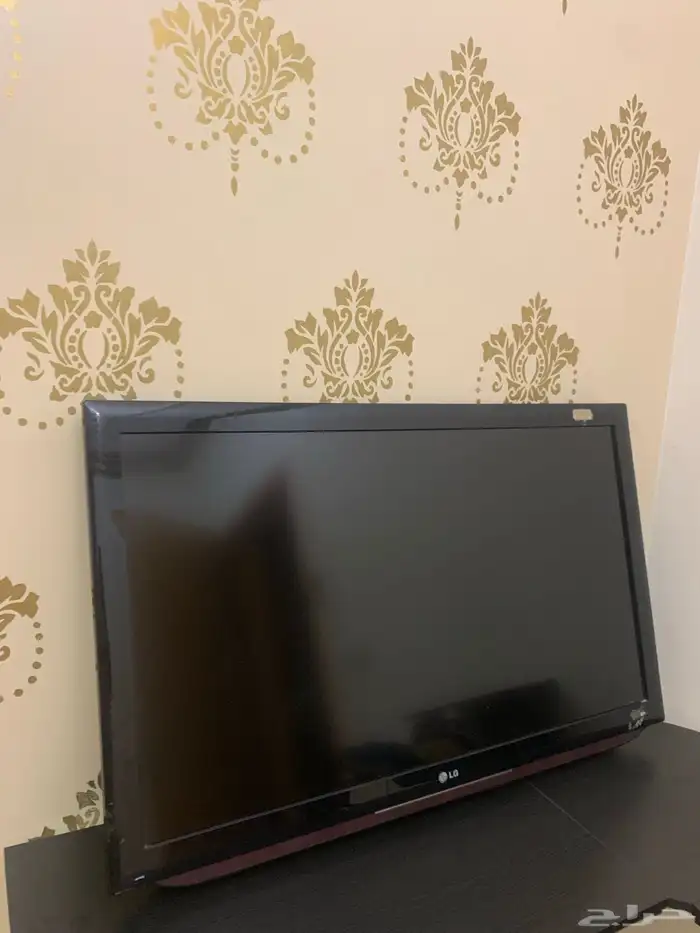 شاشه lg 42 بوصه 1