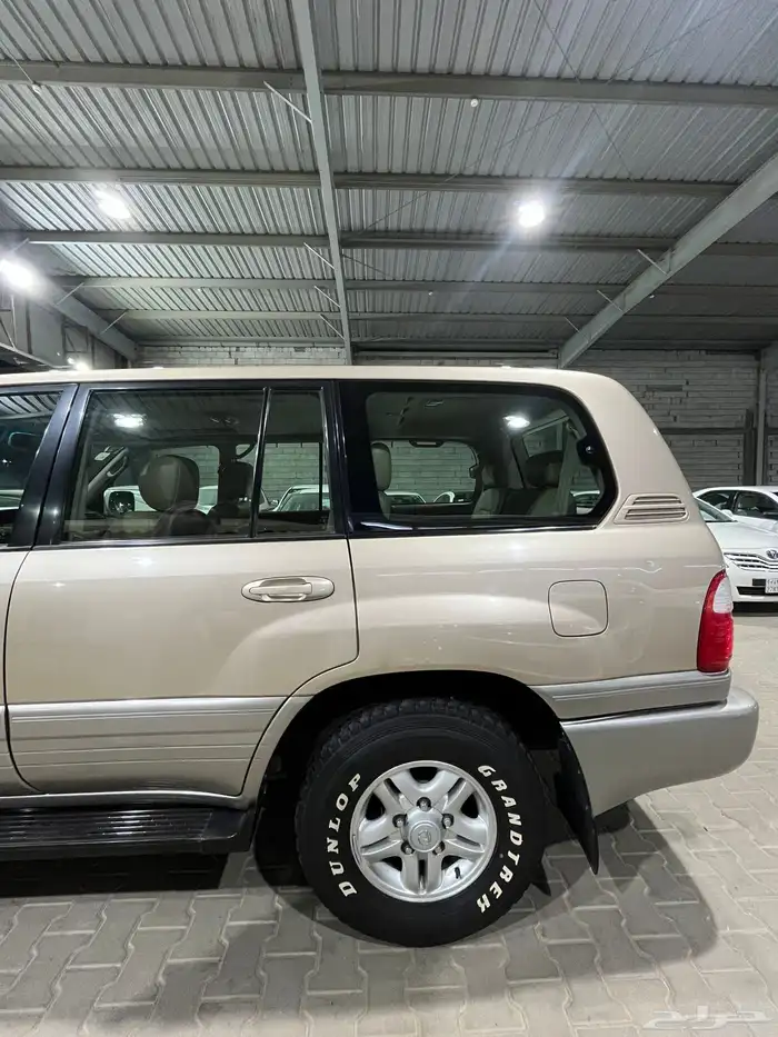 لكزس 2000 LX 470 شبه الجديد 14