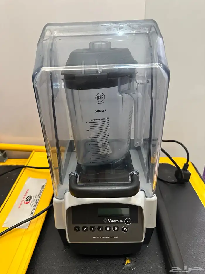 للبيع خلاط كاتم امريكي فيتامكس 1