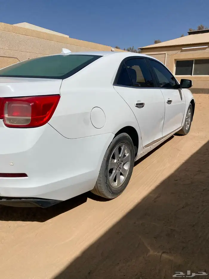 ماليبو 2013 للبيع 4 سرندل كل شي شرط ماعدا الصدام لامامي 4