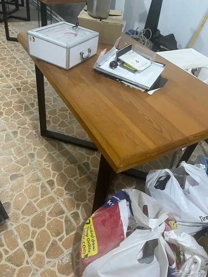 كراسي وطاولات 2