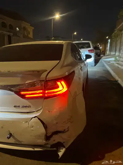 لكزس es مصدوم 2017 index