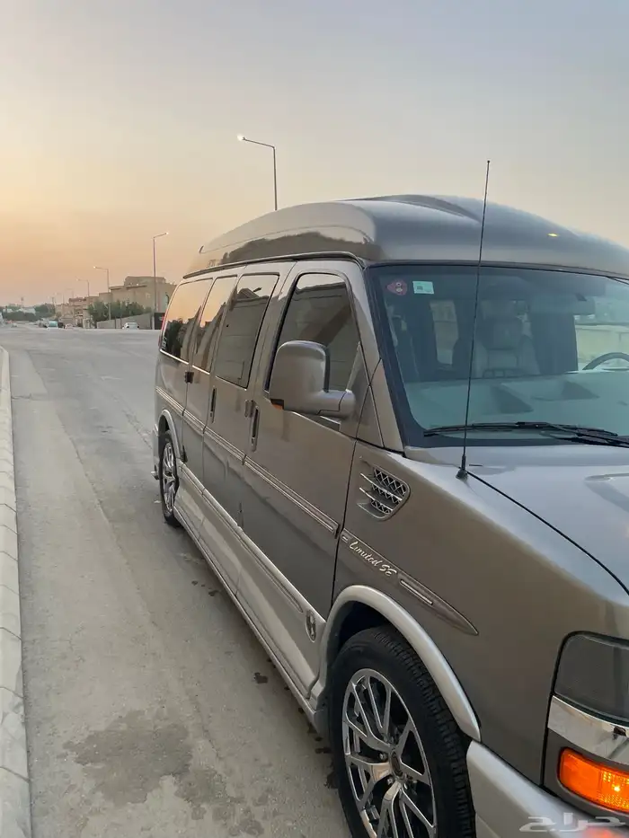 شفرولية اكسبريس فان VIP مخزن 3