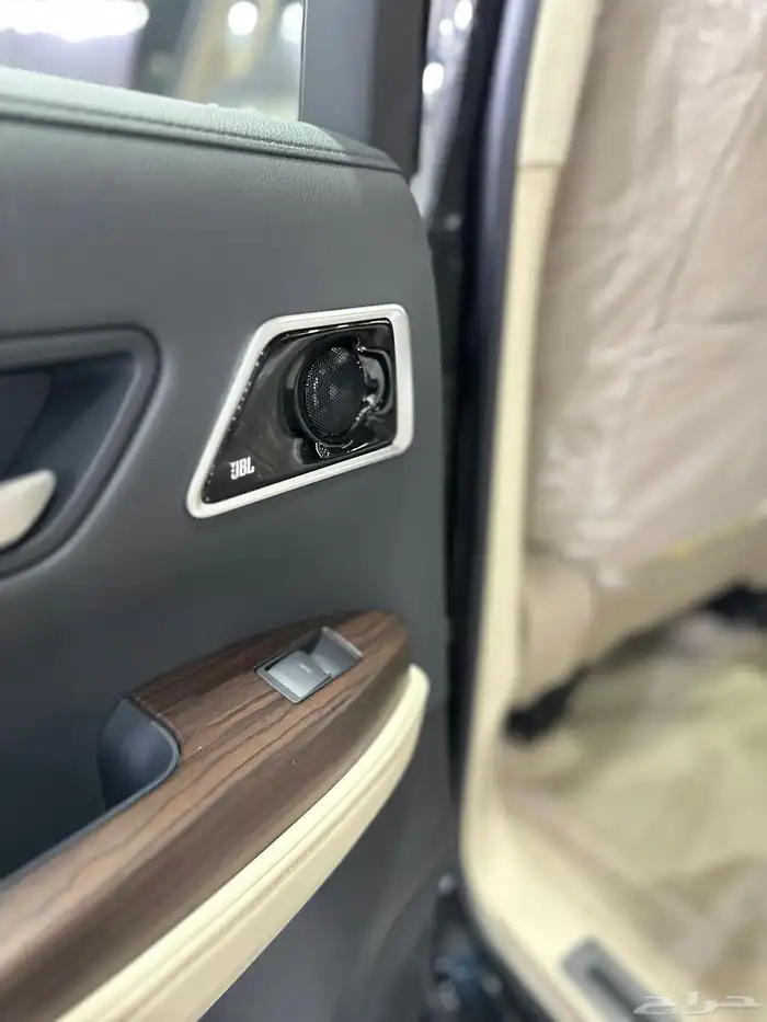 تيوتا لاندكروزر الموديل2025 فل كامل وارد السائر رقم(5)S 10