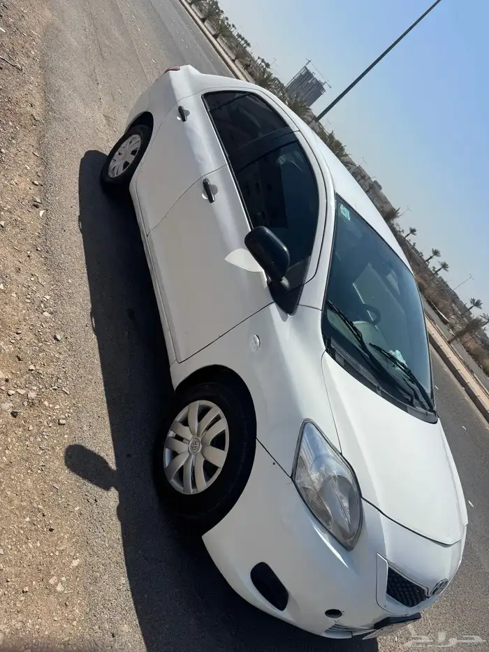 تويوتا يارس موديل 2008 للبيع 4
