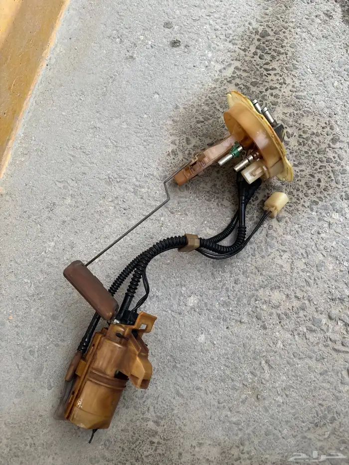 طرمبة بنزين اصلية مع العوامة باثفندر 2000-2005 2