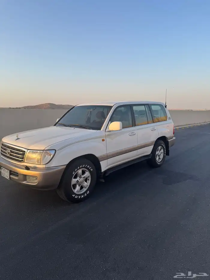 جيب لاندكروزر vxr 0