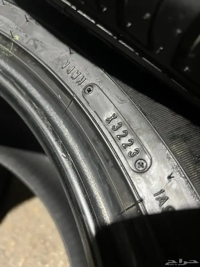 كفرات  دنلوب بن زقر مقاس 275 50 21 10