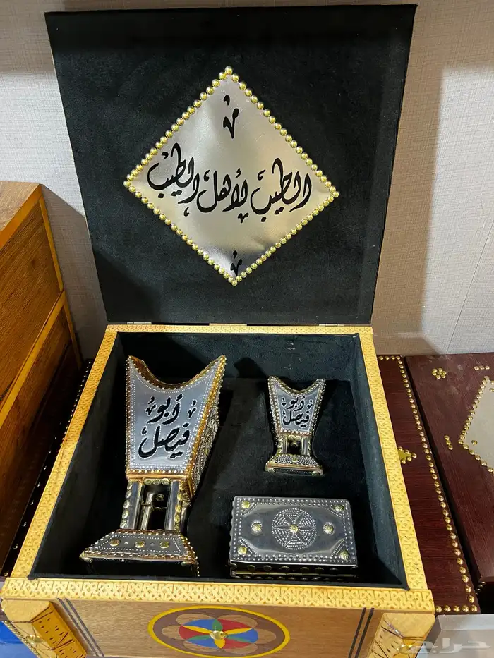 صناديق اهداء ملكية 1