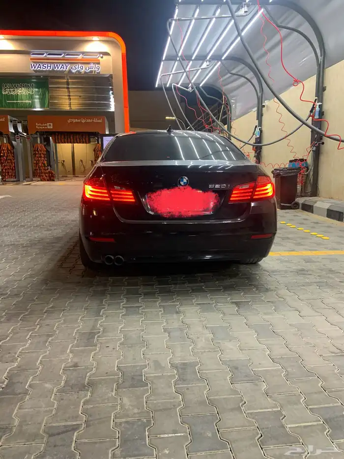 BMW بي ام دبليو الفئة الخامسة 2016 520 مستعملة للبيع 4