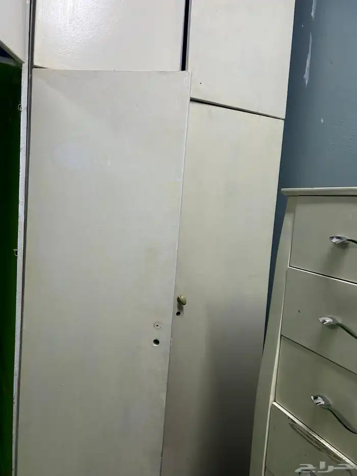 دوليب اثنين وتسريحه للبيع 1