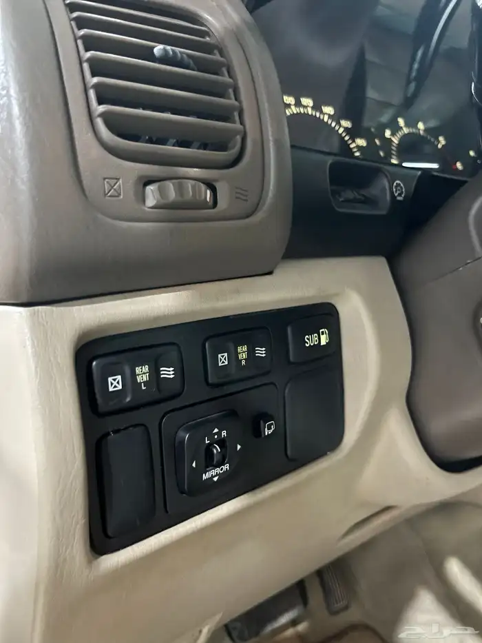 لكزس 2000 LX 470 شبه الجديد 19