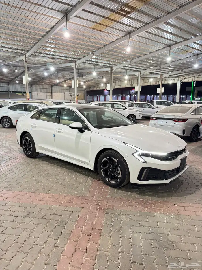 كيا K5 فئة الكمفورت بنزين 2026 1