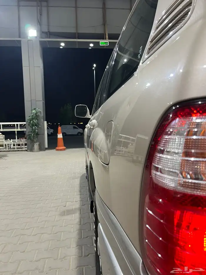 لكزس 2000 LX 470 شبه الجديد 12