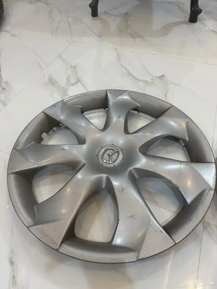 للبيع طيس مازدا زوم3 2