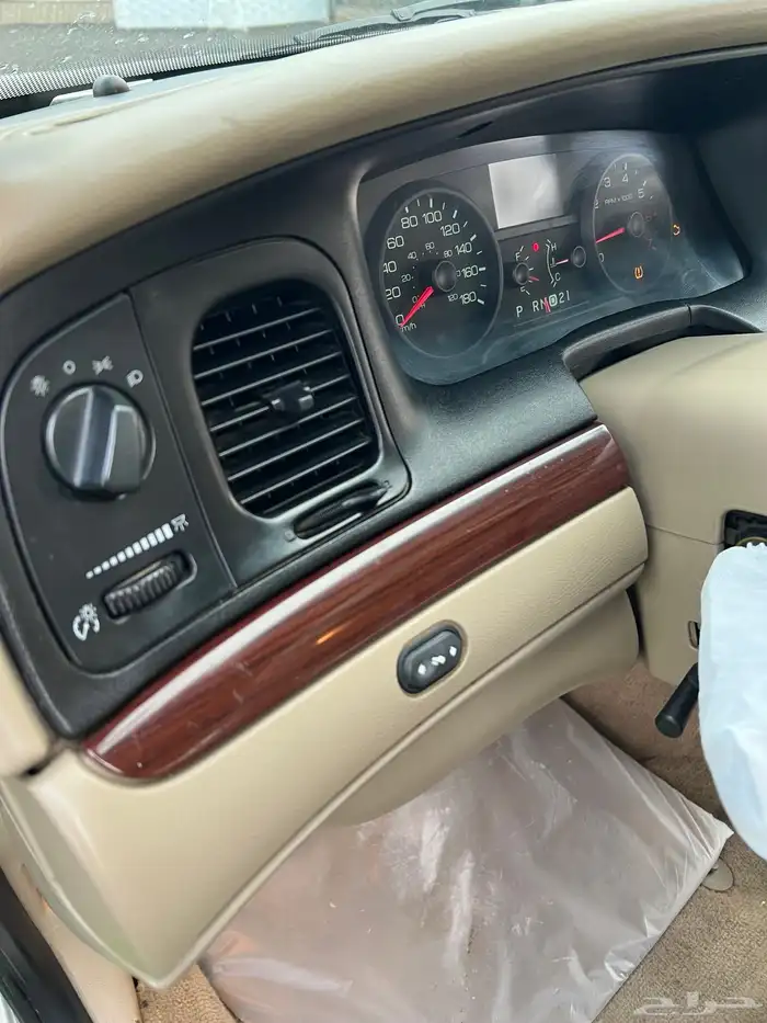 فورد كراون فكتوريا 2011 سعودي 49