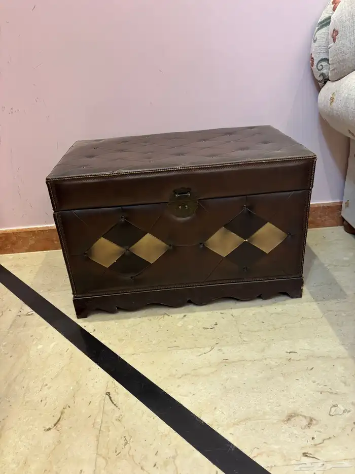 صندوق مصالي ولوحة ورد زجاجي 0