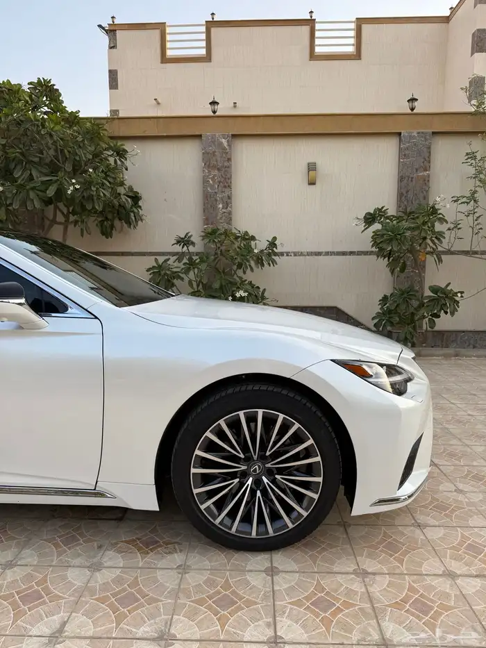 لكزس LS350 2