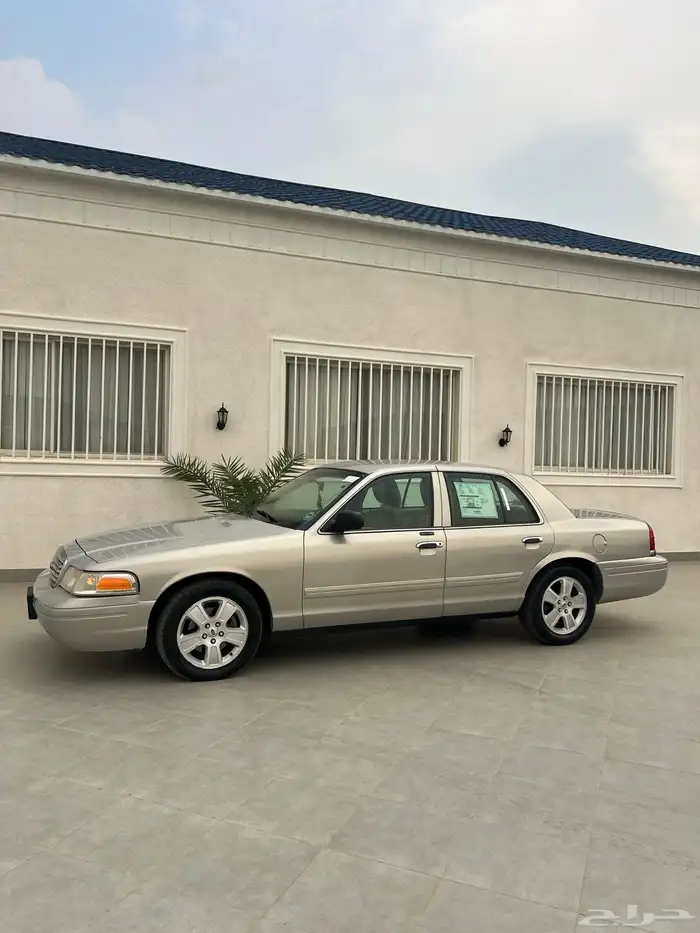 فورد كراون فكتوريا 2011 سعودي 1