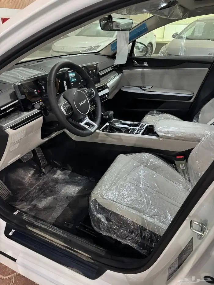 كيا K5 فئة الكمفورت بنزين 2026 8