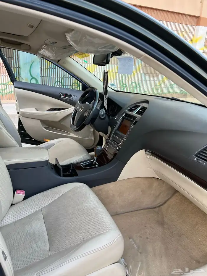 لكزس ES350 2011 7
