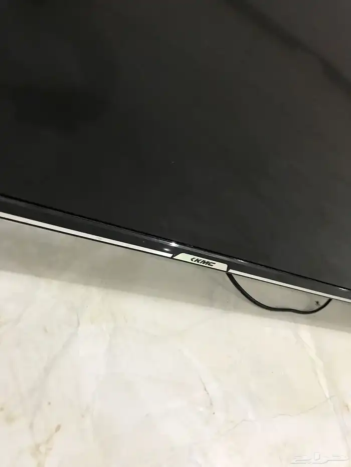 تلفزيون شاشة سمارت شبه جديدة 1